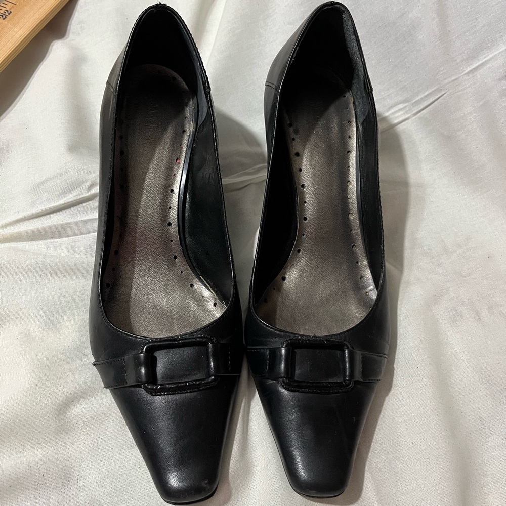 Michelle D Black Square-Toe Low Heel Pumps with Buckle Detail